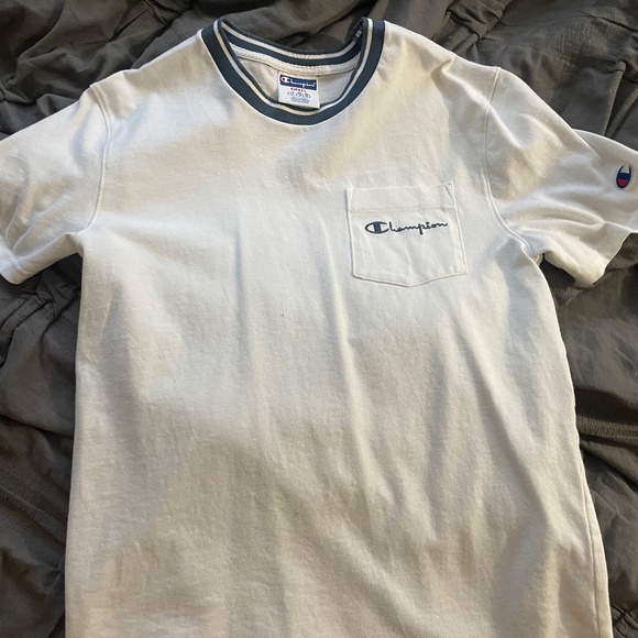 Champion Tee Shirt ( small ) - Picture 1 of 3